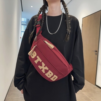 Harajuku inspirirana torbica za prsa, svakodnevna uporaba, od Oxford platna, zatvarač, poliester podstava, unutarnje džepove za mobitel i džep sa zatvaračem, s unutarnjom pregradom