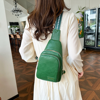 Ženska crossbody torbica u street-trend stilu, PU koža, poliester podstava, zatvarač, unutarnji patch džep