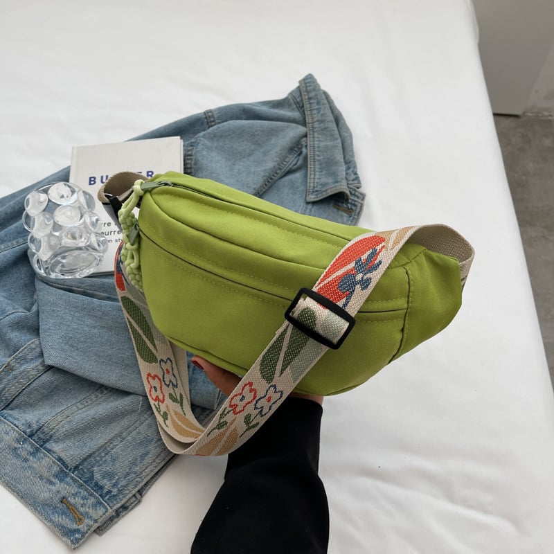 Crossbody torba od Oxford materijala sa zatvaračem – ulični stil, proljeće 2024