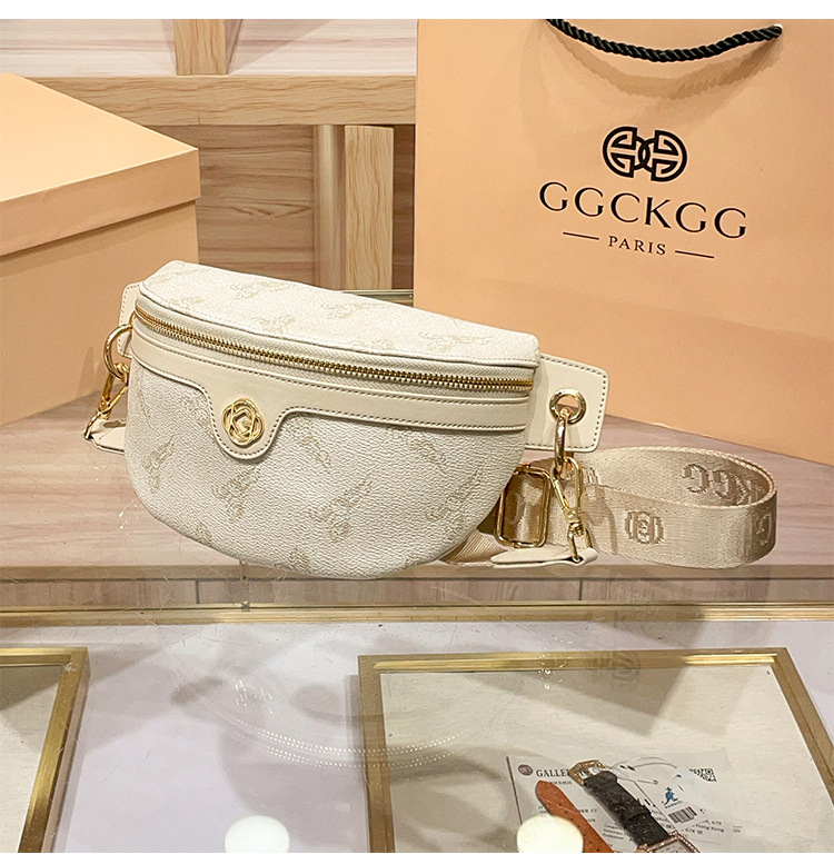 Ženska crossbody torba, dumpling oblik, visoko kvalitetna sintetička koža, zatvaranje na zip, unutarnji džepovi: zip, džep za telefon, džep za identifikaciju