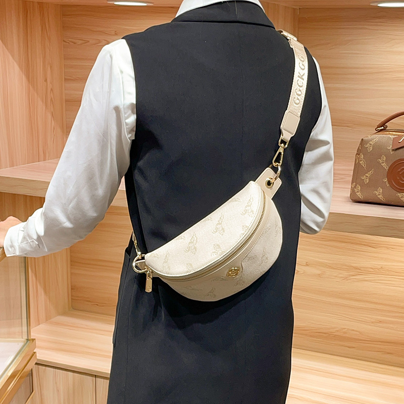 Ženska crossbody torba, dumpling oblik, visoko kvalitetna sintetička koža, zatvaranje na zip, unutarnji džepovi: zip, džep za telefon, džep za identifikaciju