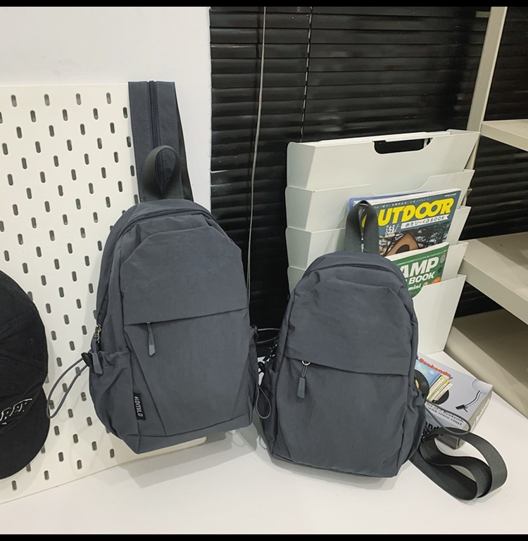 Turistický štýl kompaktný batoh – unisex, nylon, kapacita do 20 L, vrecko na 8-palcový notebook