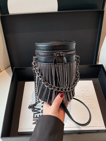 PU cilindrična crossbody torba sa zatvaračem, trodimenzionalni vanjski dio, poliester podstava.