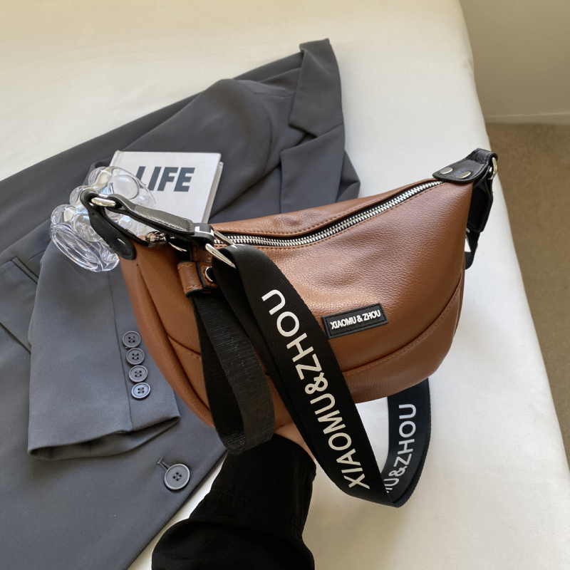 Dumpling crossbody torba, urbani minimalistički stil, PU materijal, zatvarač, unutarnja pretinica za dokumente