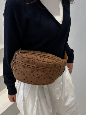 Crossbody torba od Corduroya, gradski minimalistički stil, jesen 2025, podloga od poliestera, zatvaranje zipom, unutarnji džepovi: džep sa zipom i džep za telefon