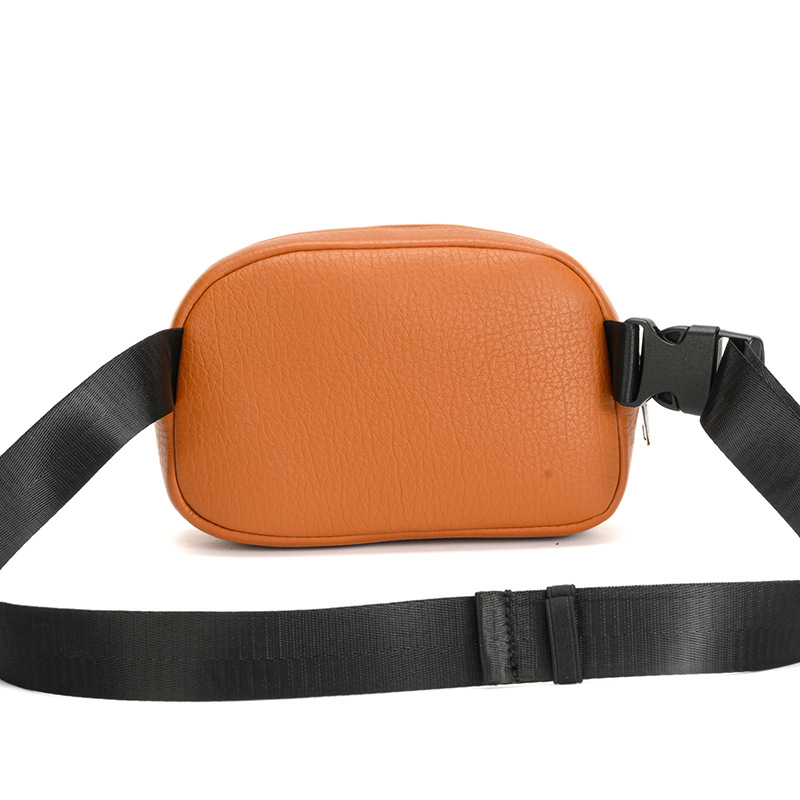PU crossbody torbica s dvostrukim zatvaračima — mekana konstrukcija, unutarnja zip džep, džep za telefon, unutarnji odjeljak sa zatvaračem, pogodno za slobodno vrijeme i putovanja
