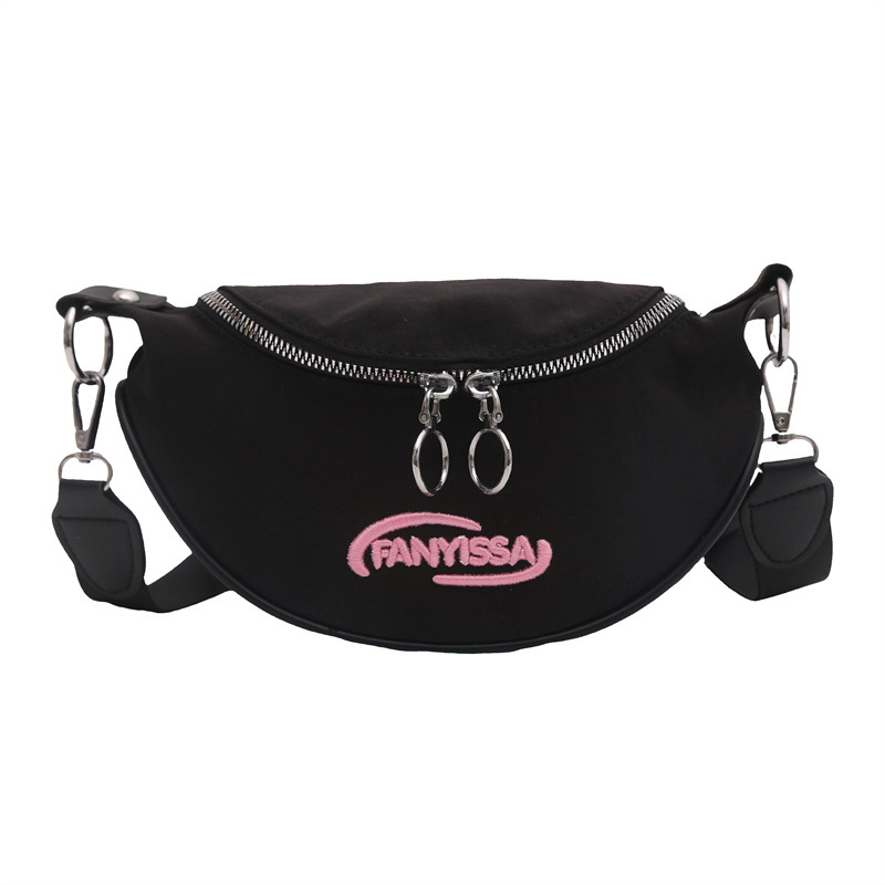 Crossbody torba, sedlov oblik, zatvarač, pretinac za telefon, jedan remen