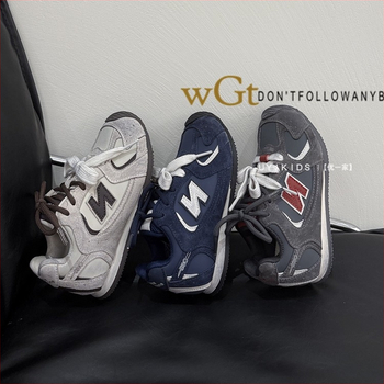 Dječje retro tenisice s Velcro kopčanjem — Unisex, gornji materijal: Super Fiber, đon: guma, uzrast 4-16 godina, izlazi jesenski 2025
