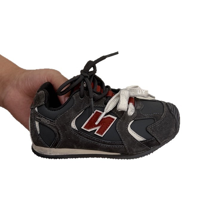 Dječje retro tenisice s Velcro kopčanjem — Unisex, gornji materijal: Super Fiber, đon: guma, uzrast 4-16 godina, izlazi jesenski 2025