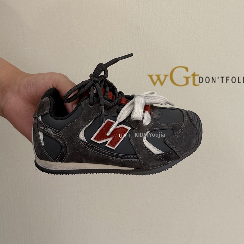Dječje retro tenisice s Velcro kopčanjem — Unisex, gornji materijal: Super Fiber, đon: guma, uzrast 4-16 godina, izlazi jesenski 2025