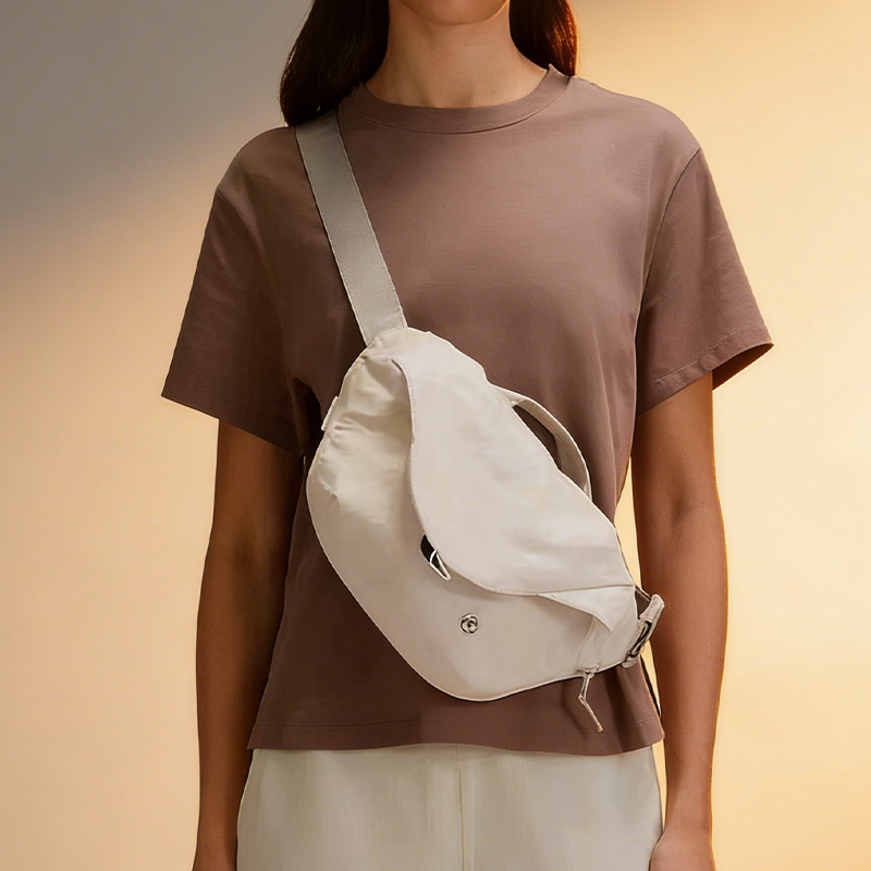Nylon torbica crossbody s magnetskim zatvaračem, 3L kapaciteta, džep za telefon – ulični stil, šifra D25056