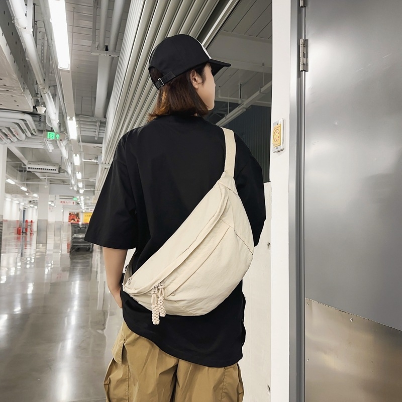 Najlon crossbody torba preko ramena sa zatvaračem, skrivenim džepom i pretincima