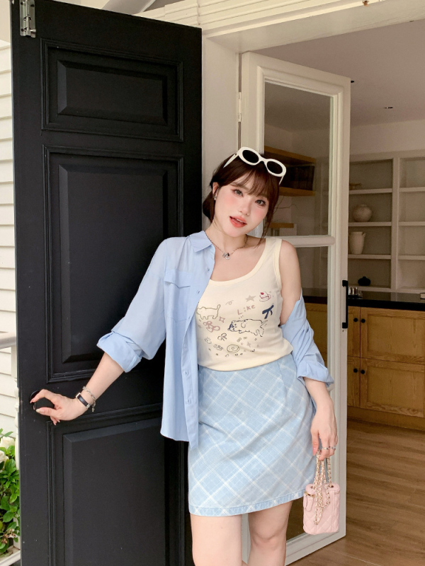 Γυναικείο μακρυμάνικο πόλο πουκάμισο με λεπτομέρεια patchwork, ύφασμα βισκόζη (50–70% βισκόζη), ελαφρώς φαρδιά γραμμή