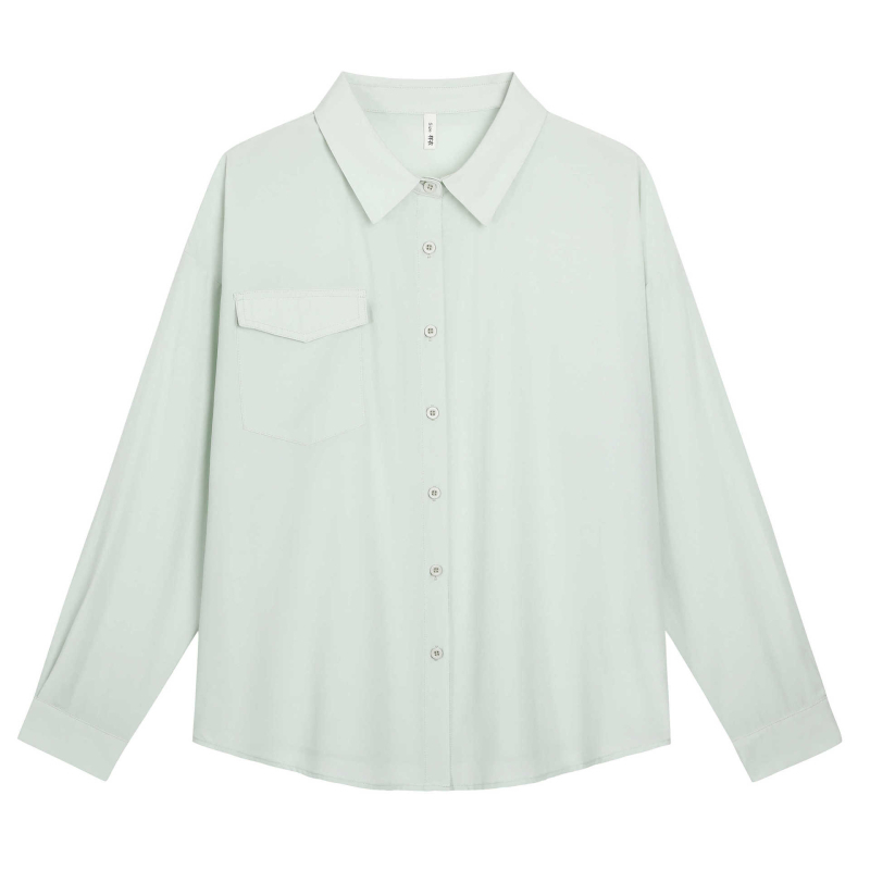 Γυναικείο μακρυμάνικο πόλο πουκάμισο με λεπτομέρεια patchwork, ύφασμα βισκόζη (50–70% βισκόζη), ελαφρώς φαρδιά γραμμή