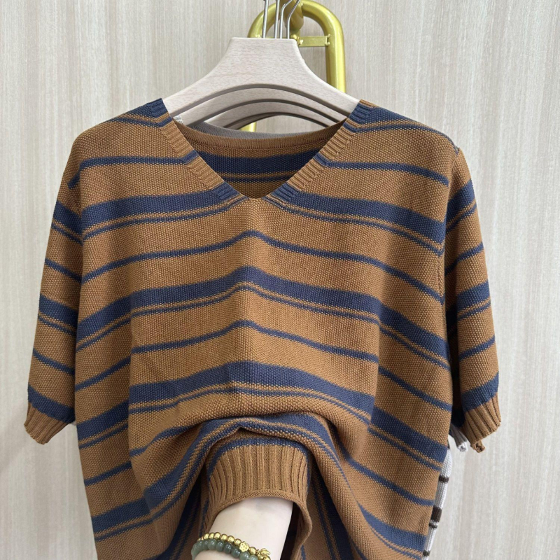 Πλεκτό τοπ με V-λαιμό, ριγέ σχέδιο, φαρδιά γραμμή, μανίκι τύπου bullhorn, chenille ύφασμα με ελαστικό <30%