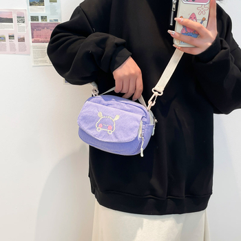 Geantă crossbody din corduroy, formă pătrată orizontală, închidere cu fermoar, buzunar pentru telefon mobil, curea de umăr simplă