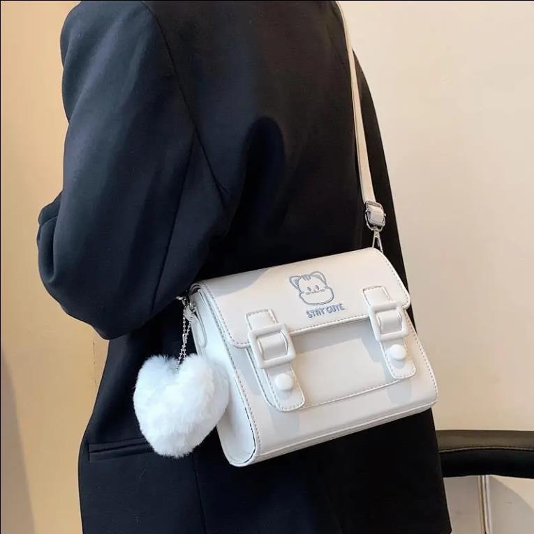 Ženska crossbody torbica, Fresh and Sweet stil, PU materijal, pravokutnog oblika, s poklopcem