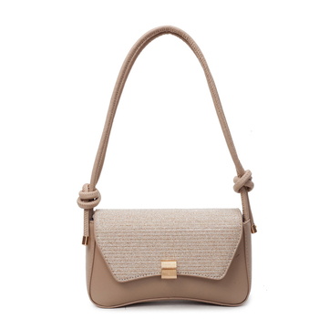 Crossbody torba — gradski minimalistički stil, PU materijal, horizontalno kvadratnog oblika, zatvoren otvor, s jednim remenom.