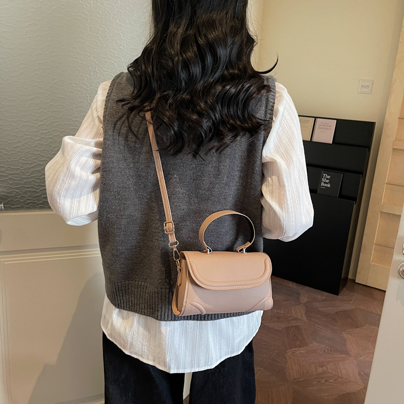 Ženska crossbody torba, retro mala kvadratna, PU koža, otvaranje s preklopom, unutarnji džep sa zipom, poliester podstava