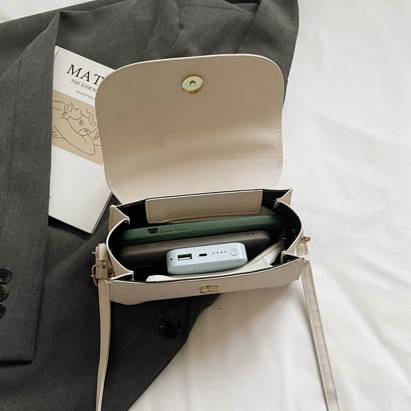 Ženska crossbody torba, retro mala kvadratna, PU koža, otvaranje s preklopom, unutarnji džep sa zipom, poliester podstava