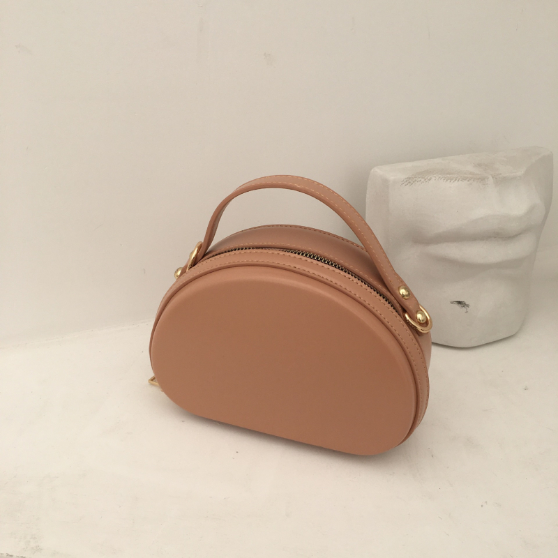 PU crossbody torbica, školjka oblik, ulični trend, zip otvor, jedna naramenica (Stil: ulicni trend; Materijal: PU; Oblik: školjka; Otvaranje: zip; Naramenica: jedna)