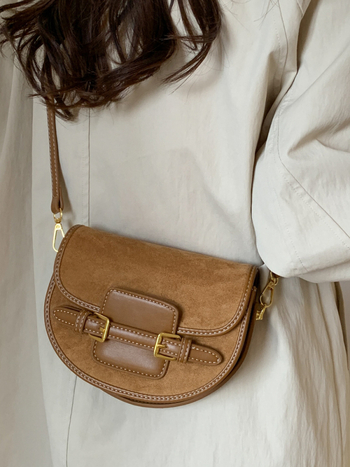 Geantă crossbody Saddle, material PU, stil urban, formă orizontală pătrată, fermoar
