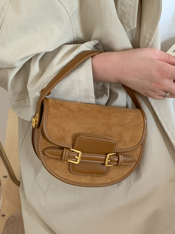 Geantă crossbody Saddle, material PU, stil urban, formă orizontală pătrată, fermoar