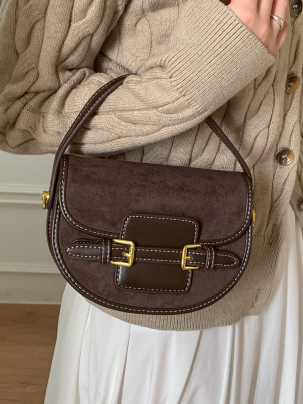 Geantă crossbody Saddle, material PU, stil urban, formă orizontală pătrată, fermoar