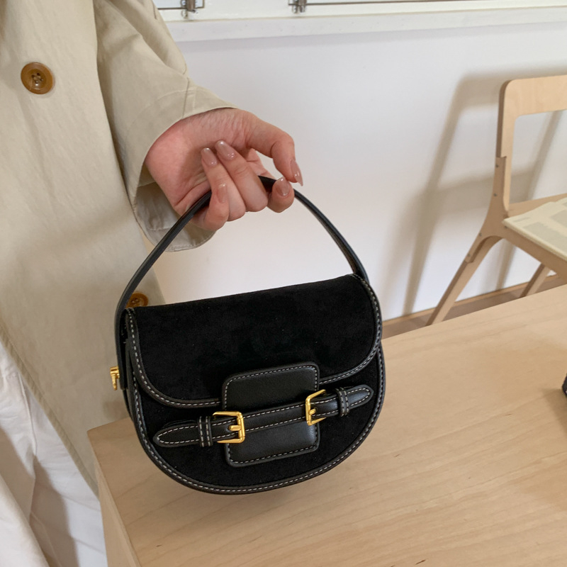 Geantă crossbody Saddle, material PU, stil urban, formă orizontală pătrată, fermoar
