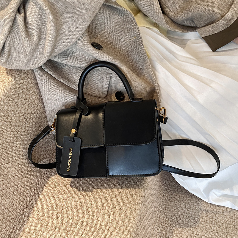 Torba za rame i crossbody, mini kvadratnog oblika, PU koža, unutarnja podstava od poliestera, zatvoren otvor, džep sa zipom, proljeće-ljeto 2025, urbani minimalistički stil