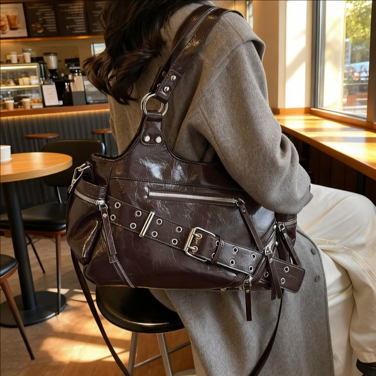 Geantă de damă în stil motocicletă, PU piele, formă orizontală pătrată, fermoar, buzunar interior pentru documente, căptușeală poliester