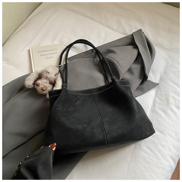 Geantă de umăr tip găleată, capacitate mare, material PU, închidere magnetică, buzunar interior cu fermoar, fără căptușeală