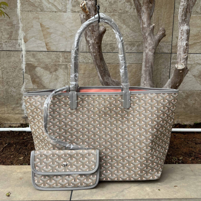 Kožna tote torba s podstavom od goveđe kože, ID džep i horizontalni kvadratni oblik
