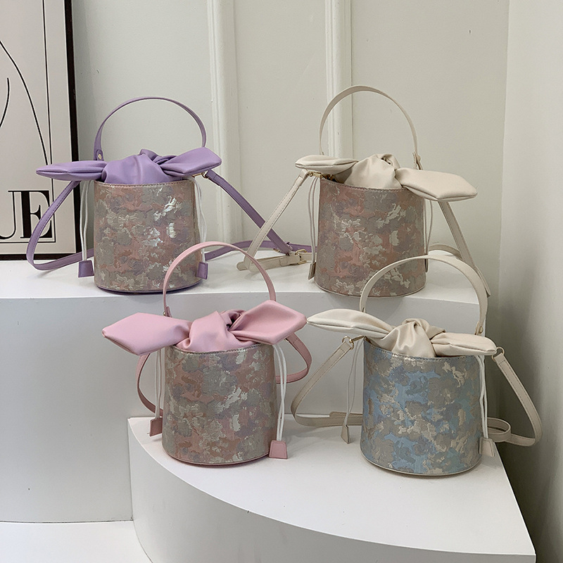 Geantă de damă tip bucket din PU, închidere cu șnur, Primăvară 2025, buzunare interioare pentru telefon și ID, Brand Fu Duo