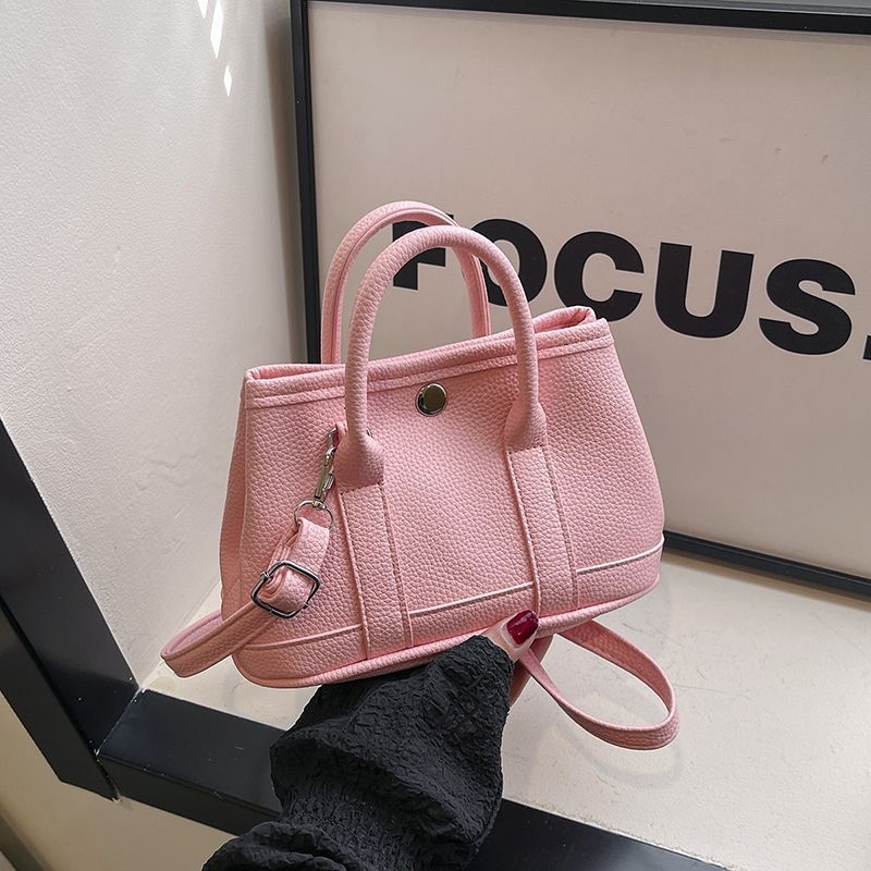 Mini bőrtáska Tote, európai–amerikai stílus, flap zárás, PU bélés