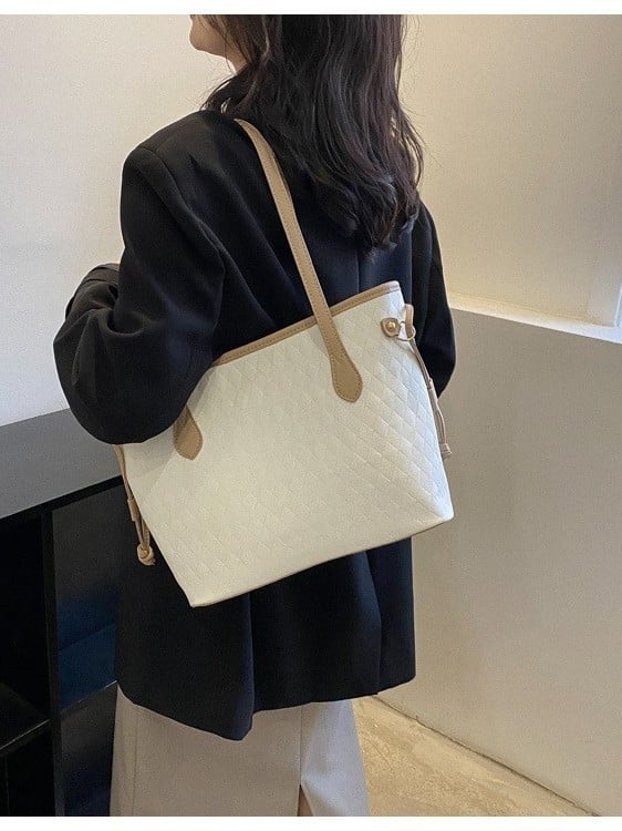 PU tote torba, street fashion stil, velika kapaciteta, dvostruke naramenice, zatvarač, podstava od poliestera, vodoravni kvadratni oblik, ljeto 2025