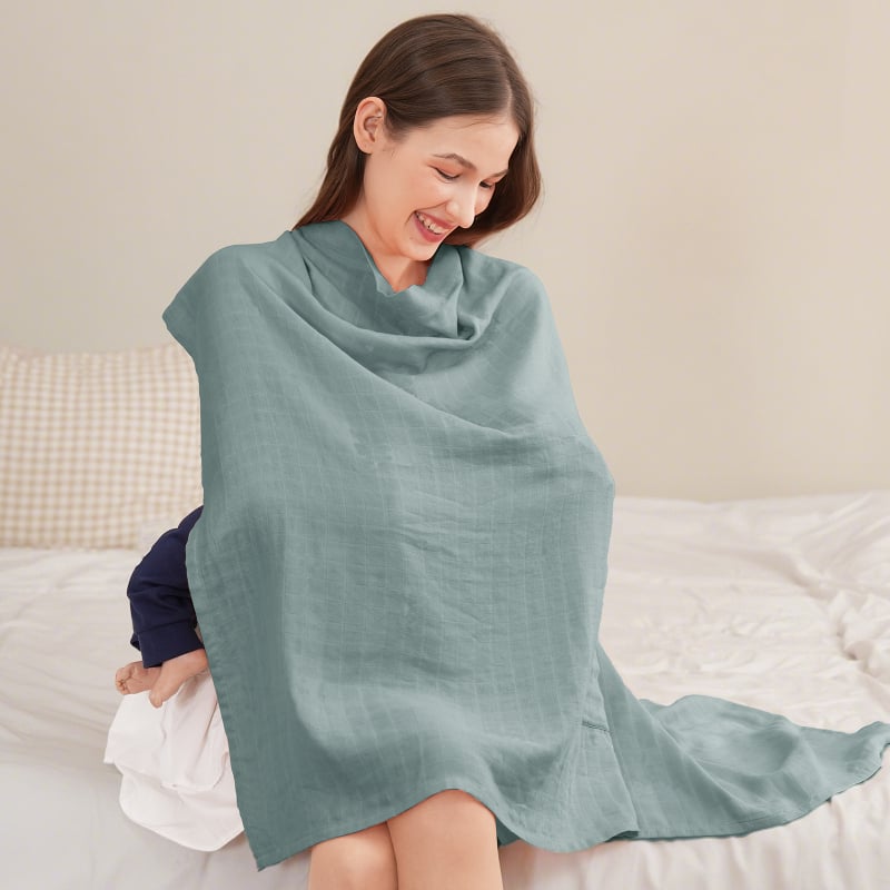 Κάλυμμα θηλασμού από γάζα μπαμπού-βαμβακίου, στυλ Νορδικό Καρντάγκιν, λεπτό ύφασμα 101–120 g/m², 70% μπαμπού, 30% βαμβάκι, κατάλληλο για καλοκαίρι, άνοιξη και φθινόπωρο