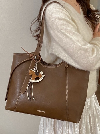 Geantă de umăr bucket din PU, stil urban minimalist, cu fermoar și căptușeală poliester-pamuc