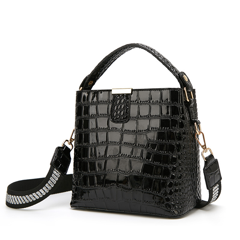 Ženska bucket torba, PU materijal, gradski street stil, oblik bucket, zatvaranje zipom