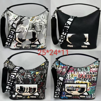 Crossbody bucket torba od PU kože, zatvaranje na zip, podstava od sintetičke kože, stil za slobodno putovanje