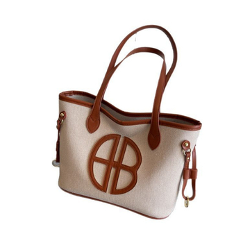 Platnena Tote torba, street trend stil, zatvaranje na zip, džep za telefon, vodoravni pravokutni oblik