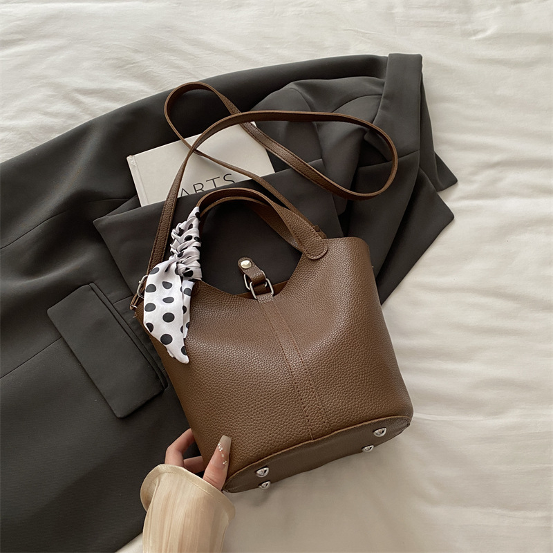 PU bucket bag za žene, vertikalni kvadratni oblik, unutarnja džep za telefon, bez podstava, svakodnevna upotreba, jesen 2025.