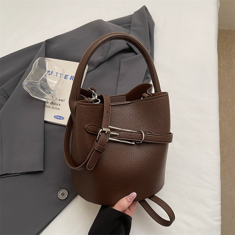 Corduroy bucket torba, gradski minimalistički stil, magnetska kopča, model 9920