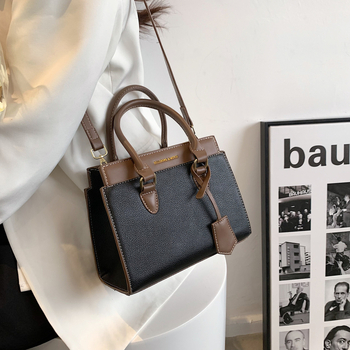 PU ženska crossbody torba s zatvaračem, horizontalni kvadratni oblik, unutarnja pretinica za mobitel, podstava od sintetičke kože