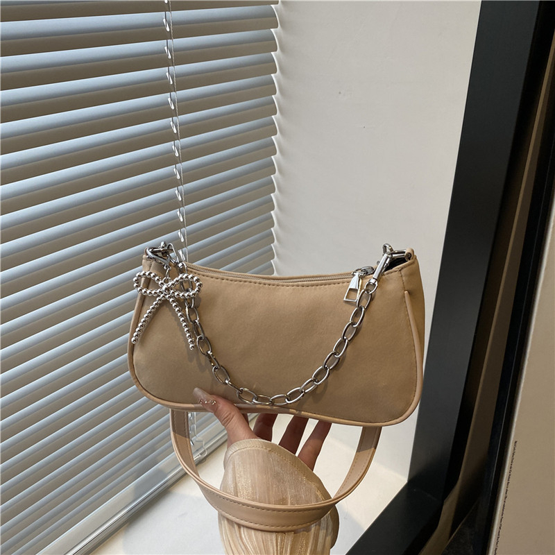 PU kvadratna crossbody torba, gradski minimalistički stil, zatvarač, poliester podstava, Han Shan marka, jesen 2025