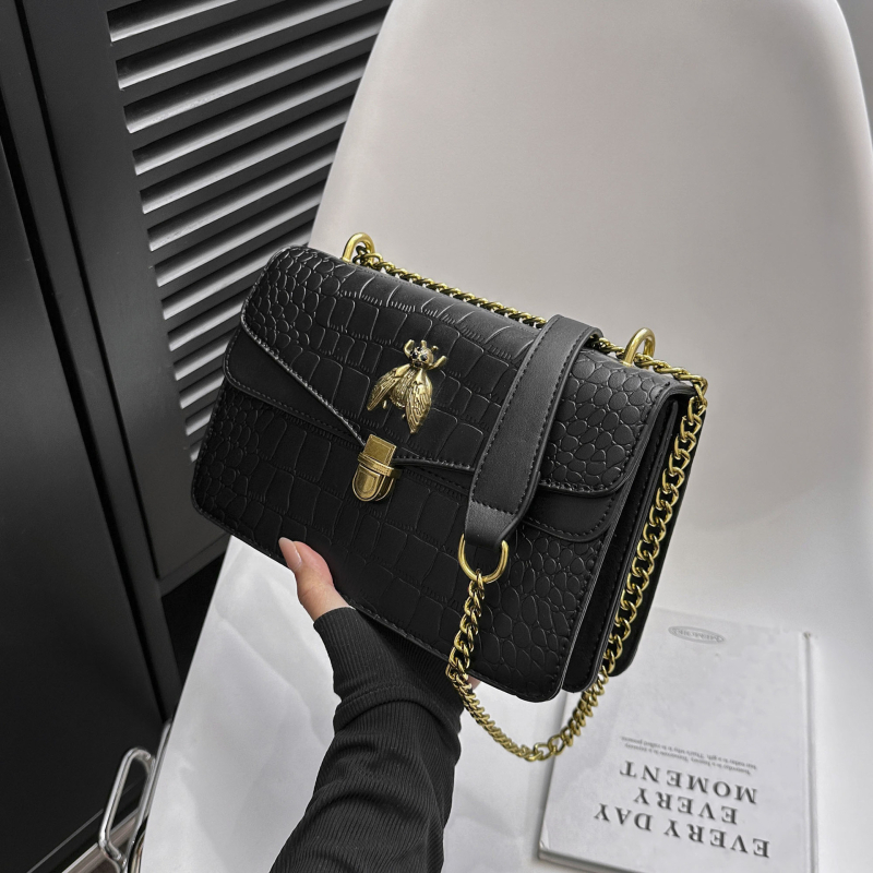PU crossbody torba, vodoravnog kvadratnog oblika, zatvarač, unutarnja pretinac za telefon, poliester podstava