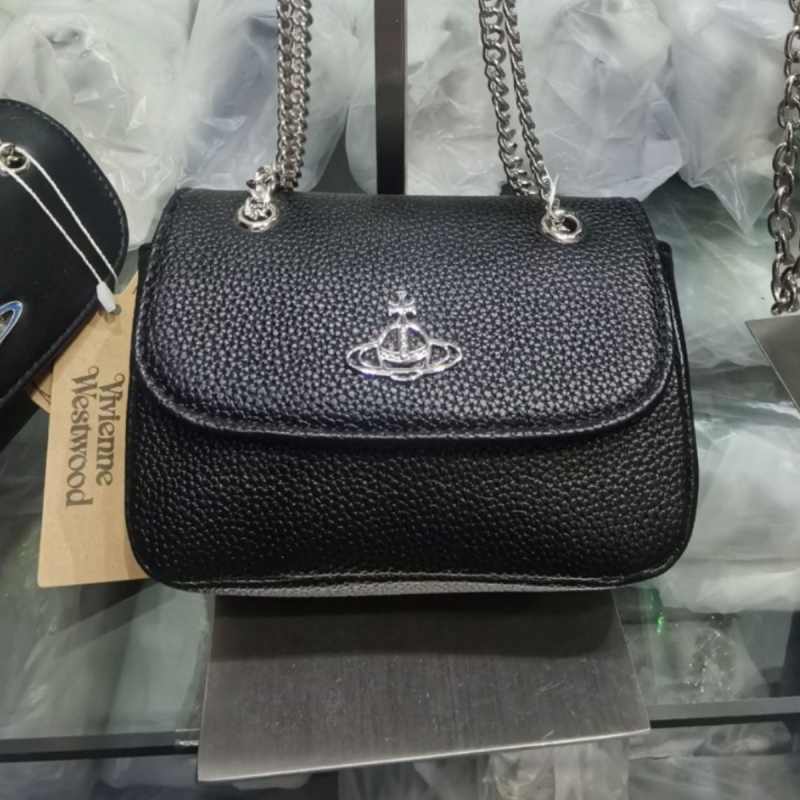 Geantă crossbody din piele naturală, model crocodil, formă orizontală pătrată, închidere cu capac, curea simplă, căptușeală poliester, primăvara 2025