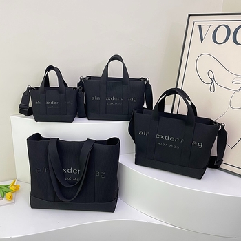 Ženska torba preko ramena, casual stil, Oxford materijal, vertikalno kvadratni oblik, zatvarač, jesen 2025
