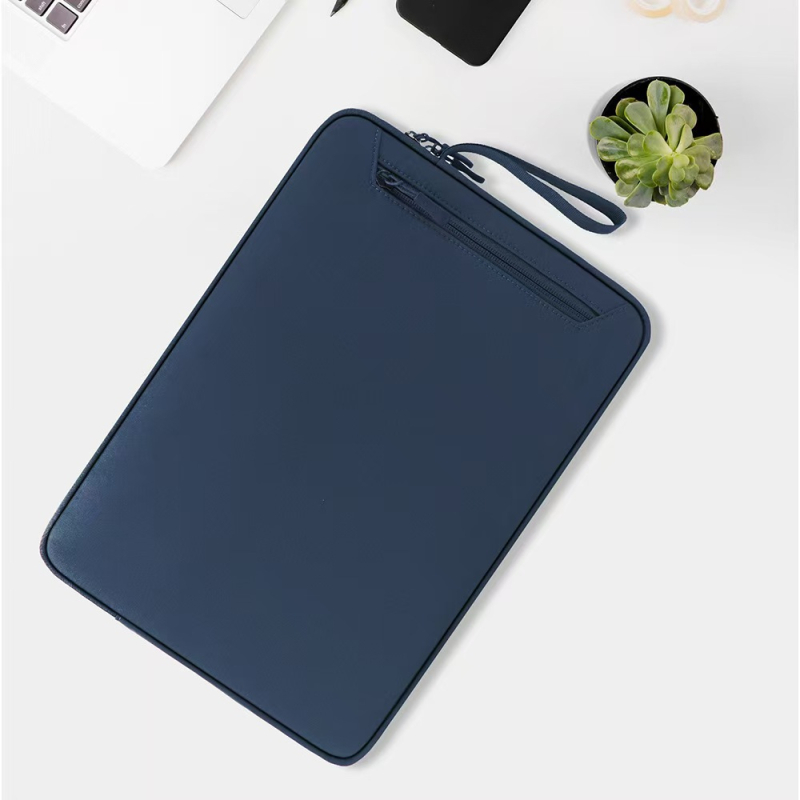 Torba za laptop s minimalističkim dizajnom, prozračna, vodootporna, otporna na habanje i udarce; materijal: Oxford tkanina; podstava: najlon; Dongquan