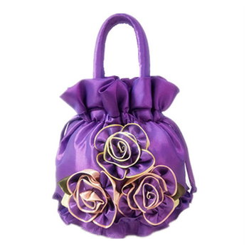 Ženska bucket bag od svile – ručna izrada, bucket stil, unutarnja pretinica, zatvaranje trakom